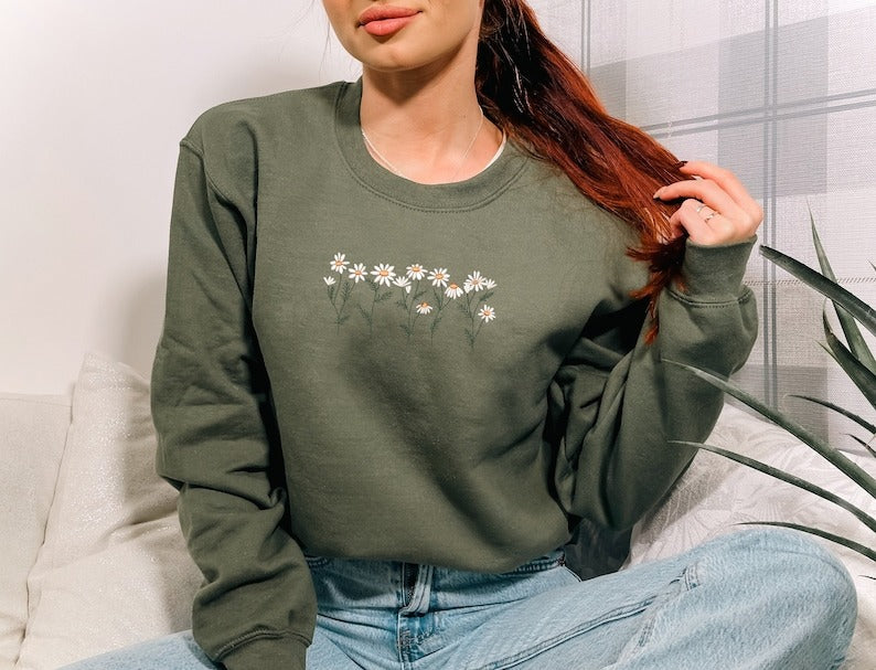 Daisy Embroidered Sweatshirt, Flower Sweatshirt, Gift For Her